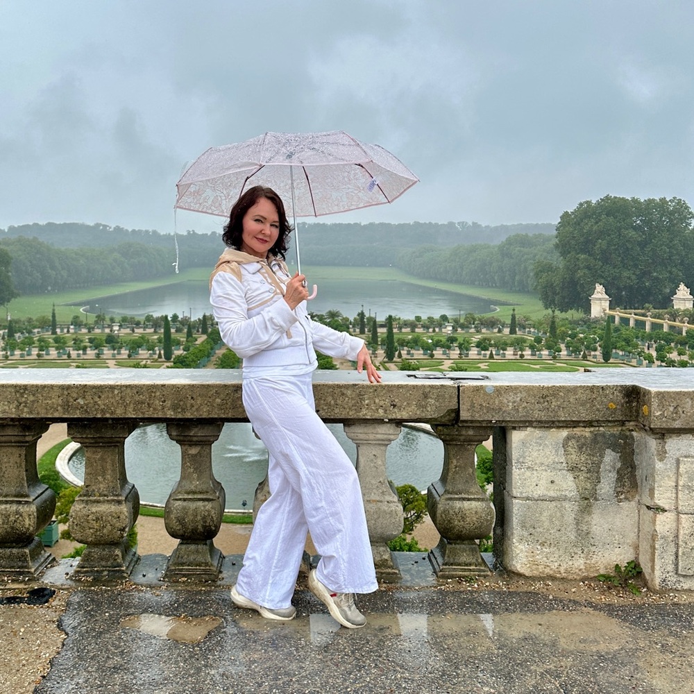 Meet your Posher, Julia